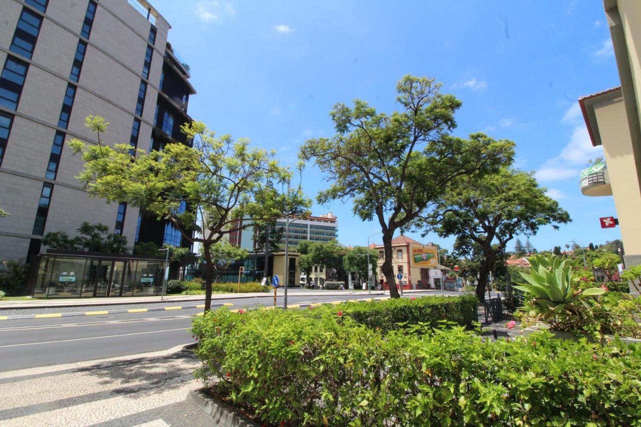 La Classe Apartment Best Location ฟุงชาล ภายนอก รูปภาพ